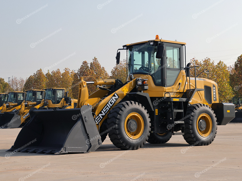 Фронтальный погрузчик Ensign YX636