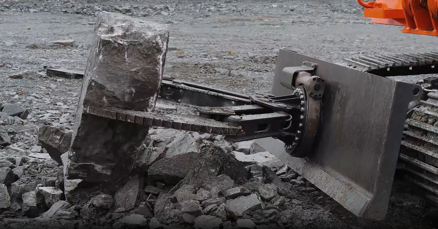 Многофункциональная машина аварийно-спасательных работ с беспроводным дистанционным управлением Jonyang JY915-P